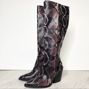 New! Vince Camuto Gravana Snake Knee High Boot 5.5